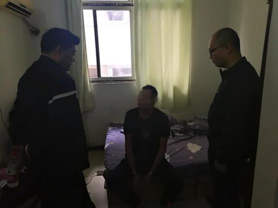 外籍男子冒充华人高管骗财骗色 17人中招被骗200余万