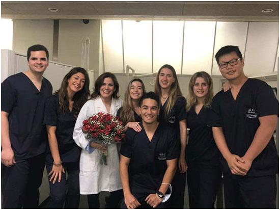 疫情@西班牙近万医护人员感染 医院食堂会议室被改造成病房