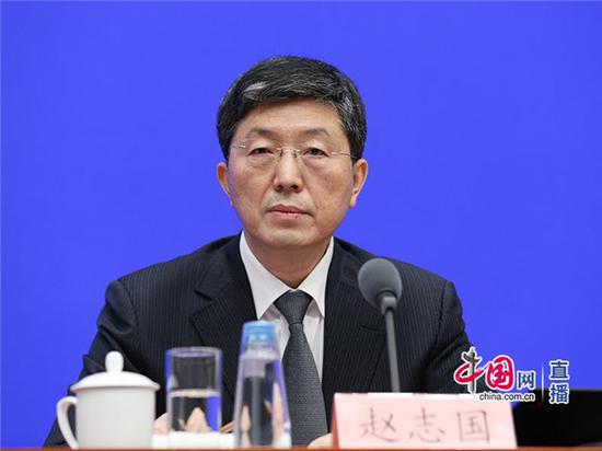 1月26日,国务院新闻办公室举行新闻发布会,工业和信息化部新闻发言人、信息通信管理局局长赵志国介绍5G发展情况。