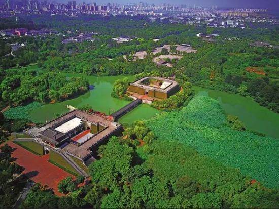 宋夹城体育休闲公园。图/IC