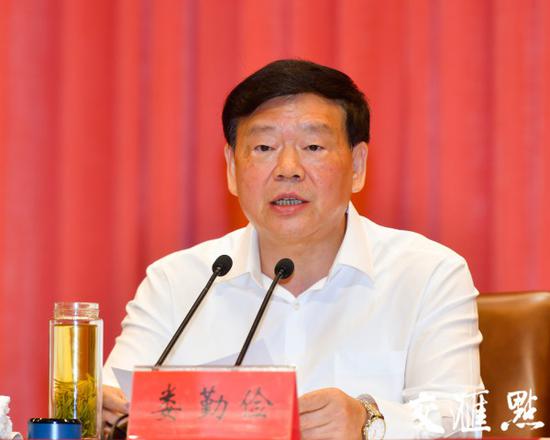 娄勤俭:以高质量党建引领保障高质量发展