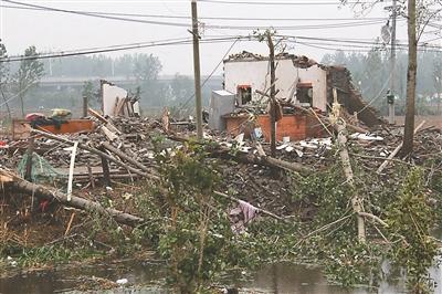 一地受灾四面八方来驰援 盐阜大地众志成城斗