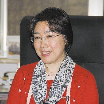 女部长的“校园记者”时代叫板学校伙食科解决师生餐饮问题