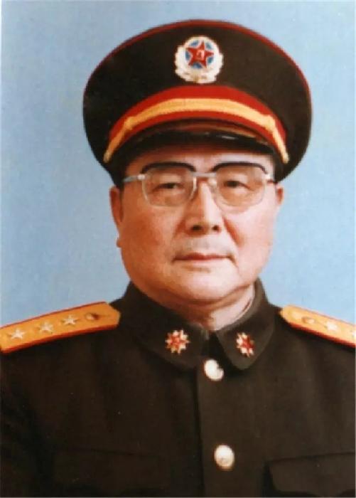 百岁原南京军区司令员向守志逝世 系开国少将