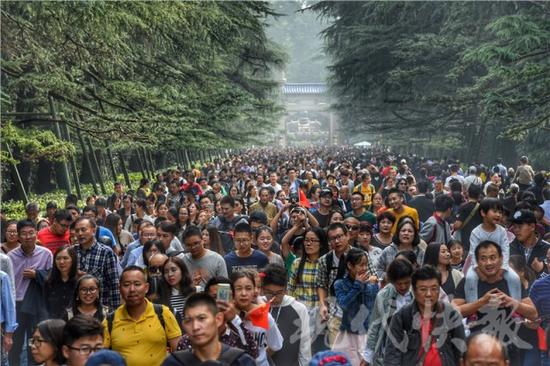 告别阴雨模式 终于能不打伞去景点嗨皮啦