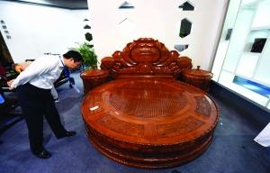 莲花床