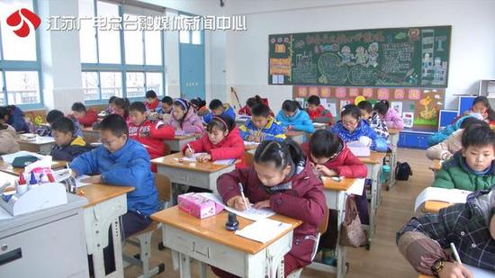 家庭作业变图片作业江苏推每周无作业日好看女生初中家长图片