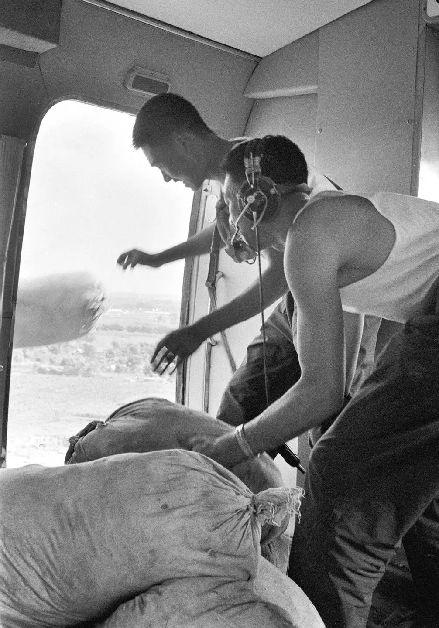 这场灾难过去42年了 但这些数字至今仍刻骨铭心