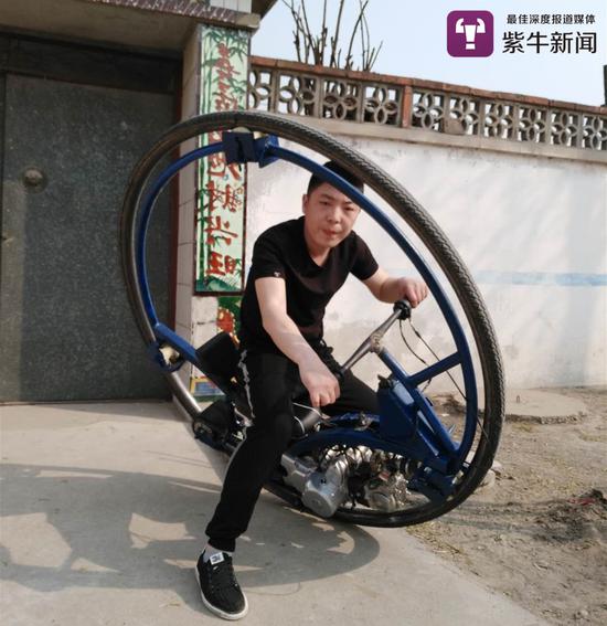 高手在民间！机械工小伙造出科幻电影里独轮摩托