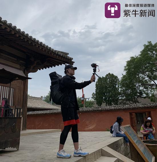 从小就性格独立的冯咨翔