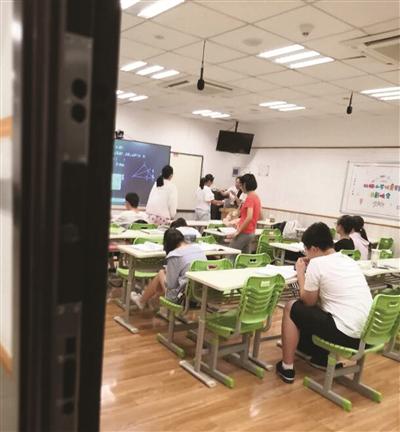 半年工资养不起一个暑期孩子？暑假培训补课花费惊人