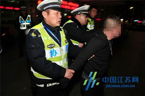 两个月江苏查处酒驾、毒驾1万余起 阻碍民警执