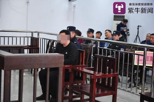 还在喝奶它们就被杀了 只因体内有贪婪者要的“宝”