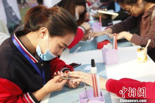 国务院：符合条件的技师学院可纳入高等学校序列