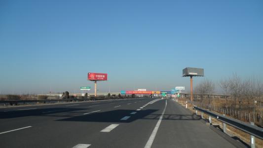 6月起京沪高速三个互通封闭施工 收费站关闭