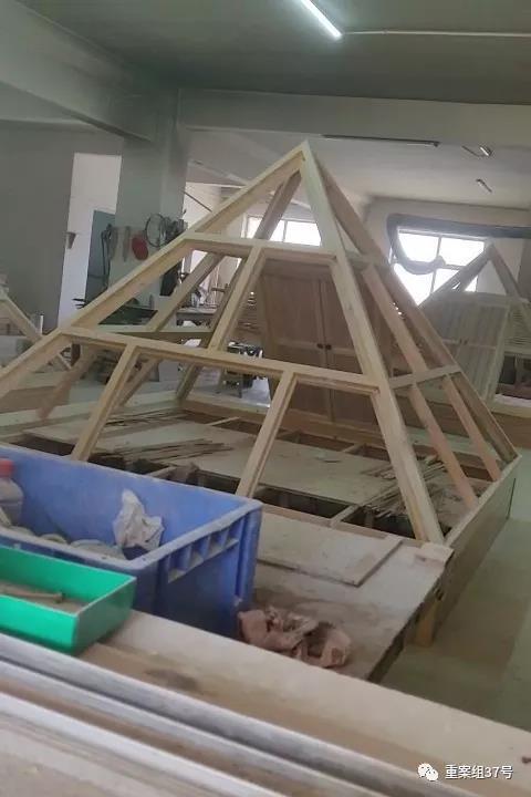 能量金字塔：神秘功效支撑的“传销”迷局