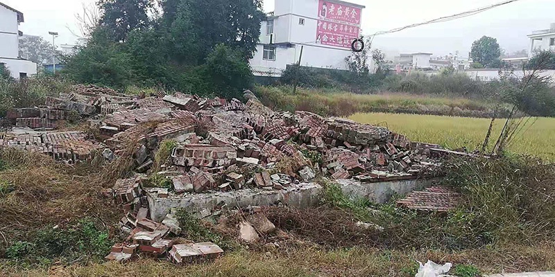 被拆除的违章建筑。 受访者 供图