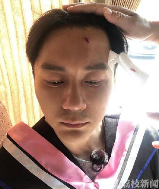 学士帽威力究竟多大？实验证明：能切西瓜！