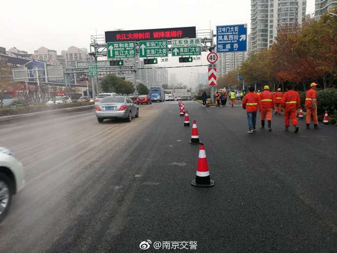 江东门水管爆裂抢修工作全部结束 通行恢复正常