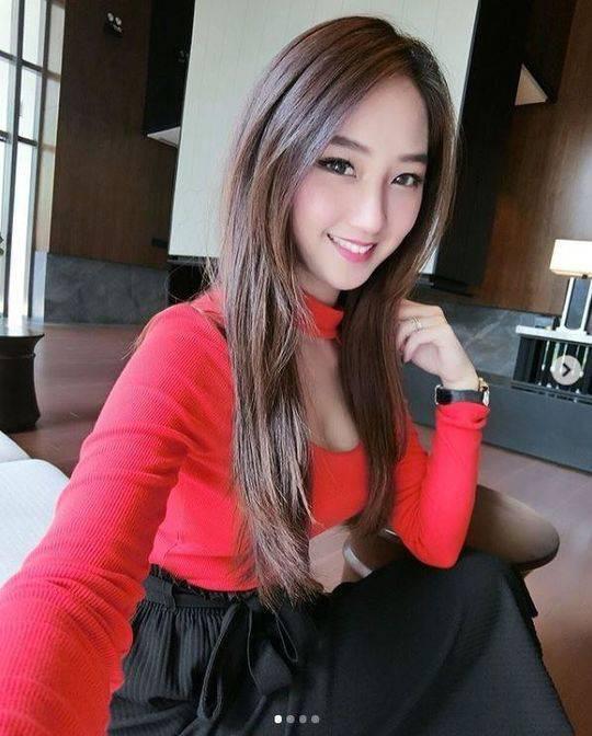 马航MH370机长被曝曾疯狂骚扰双胞胎模特:真火辣