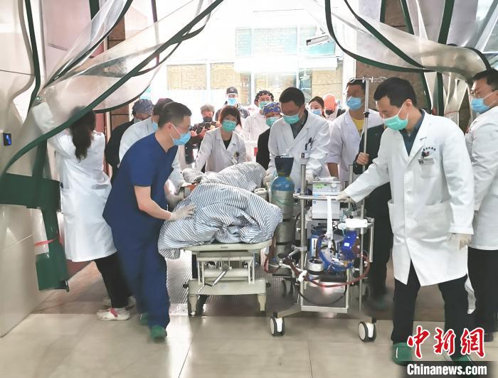 医院“不放弃式”抢救创“复活”奇迹。 江苏省中医院供图