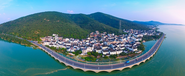 太湖岱心湾(顾娟 摄)