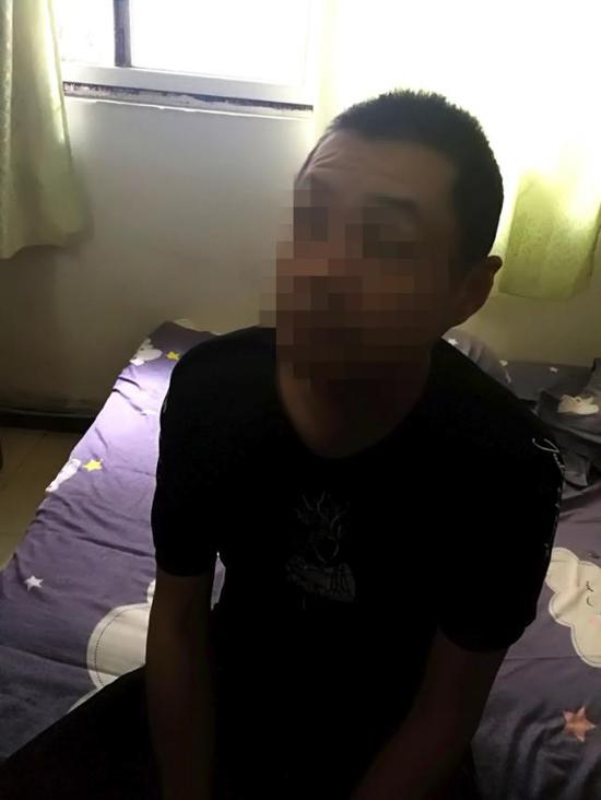 外籍男子冒充华人高管骗财骗色 17人中招被骗200余万