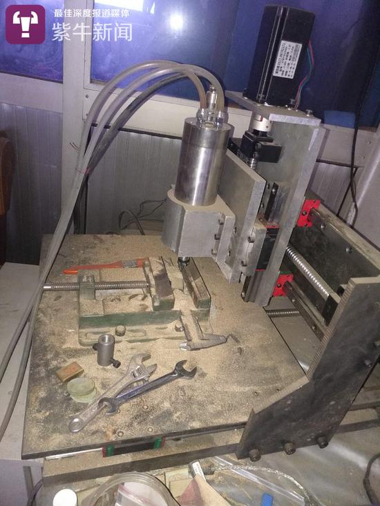 高手在民间!机械工小伙造出科幻电影里独轮摩托