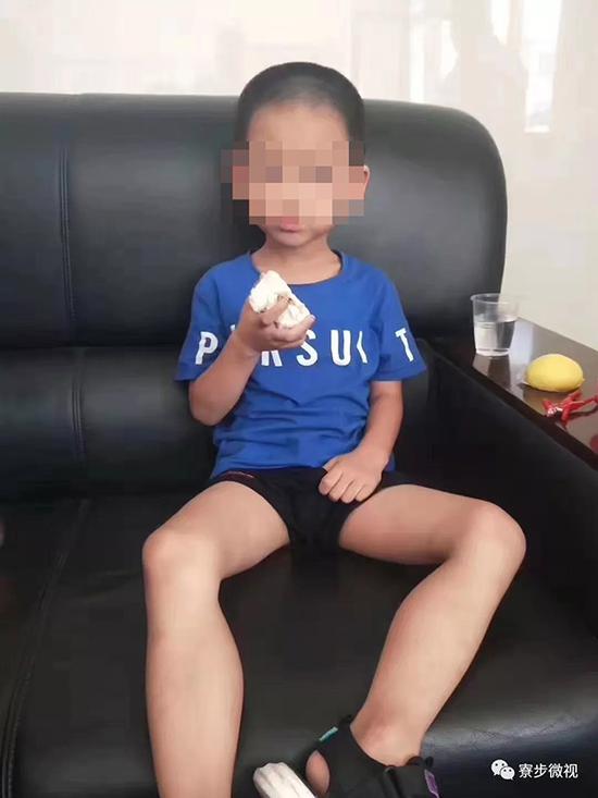 未婚生子怕家人知晓 儿子走失后年轻妈妈不敢报警