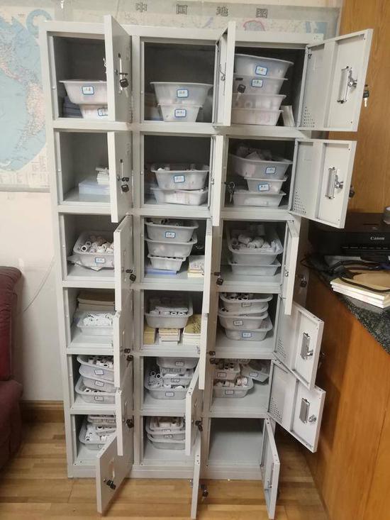 海归硕士联手赌徒制售假火车票 警方捣毁一制贩假票窝点