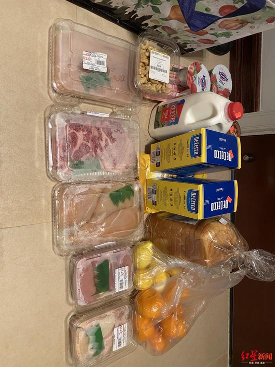 ↑程琦果开始在家隔离,一次性购买的一周的食物