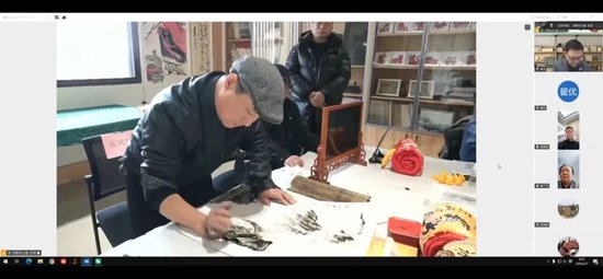 非遗技艺指掌画现场演示