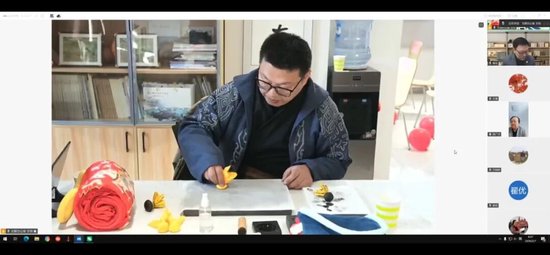 汉画像石拓印技艺现场演示