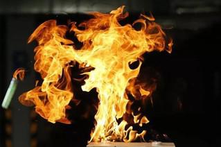 高温来袭！车里这七种常见的物品可能成为“炸弹”