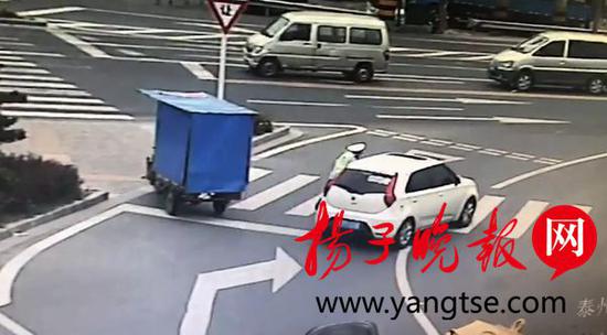 无证男子为逃避检查 竟将辅警拖行200多米