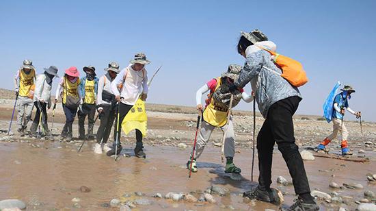 紧急报警之后：被中断的千人戈壁徒步