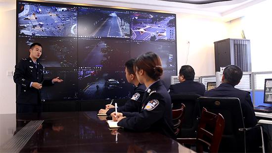 男子越狱逃32年漂白身份 被抓时已是建筑公司老板