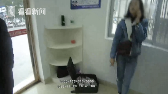 女子败诉后心存不满 为"报复"竟赔偿6万枚硬币