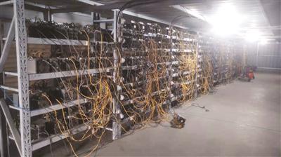 赚取比特币的电脑。检方提供