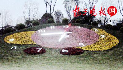 扬州景观地钟“数字不全” 官方回应质疑系“误会”