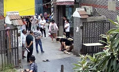 南京民警游玩途中心系案件 勇擒一在逃人员