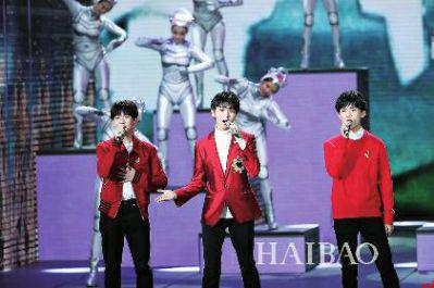 易烊千玺押中高考题 谁是娱乐圈押题王？