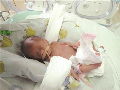 南京“坚强宝宝”闯过关卡健康出院