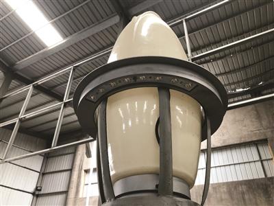 长江大桥299座白玉兰灯整容 按文物标准修缮