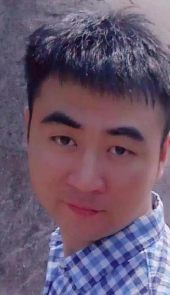 安徽阜阳一扶贫专干因急性髓系白血病病逝 年仅29岁