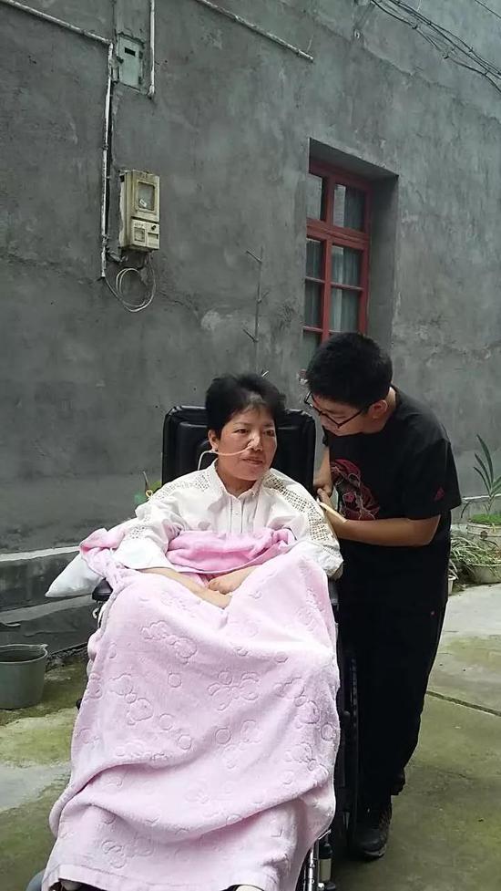 写《孟婆汤》的女生考上上海交大啦!母亲奇迹般开口说话