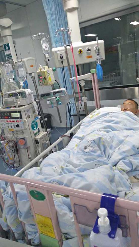 13岁男孩因百草枯中毒病危 警方:正调查中毒原