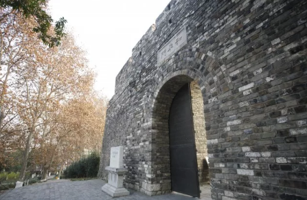 南京650多岁明清城墙 申遗进行得如何