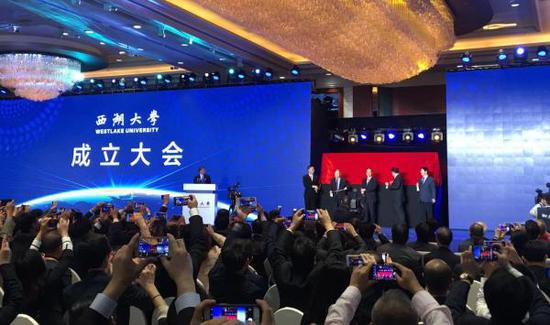 西湖大学成立前6年只招博士生 学术评价不看论文数量