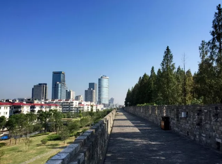 南京650多岁明清城墙 申遗进行得如何